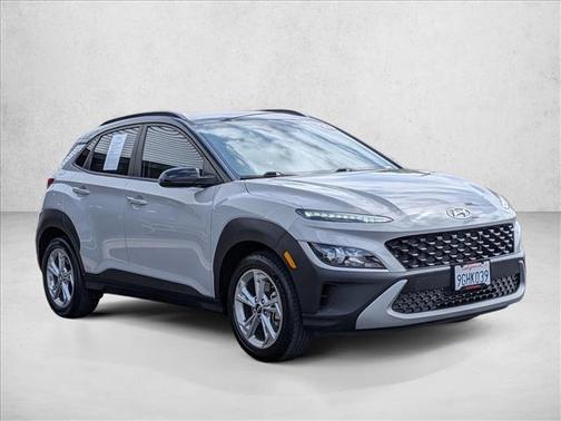 Cyber Silver w/Black Roof 2023 Hyundai KONA SEL