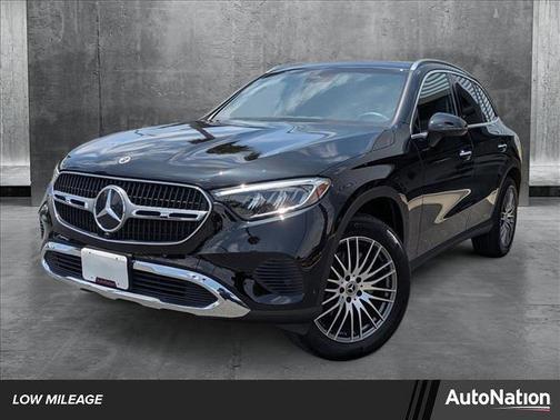 2025 Mercedes-Benz GLC 300 Base