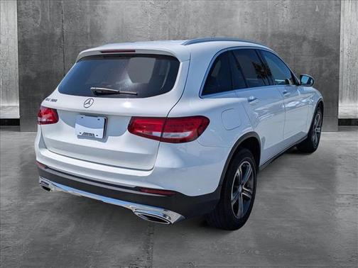 2016 Mercedes-Benz GLC 300 Base