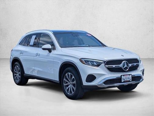 Polar White 2026 Mercedes-Benz GLC 300 4MATIC