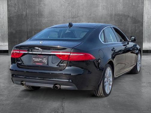 2020 Jaguar XF 25t Premium RWD Automatic