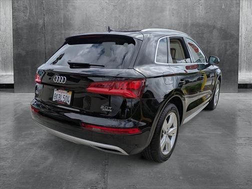 2018 Audi Q5 2.0T Premium Plus