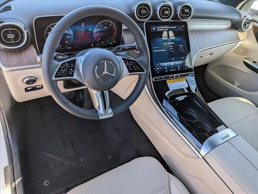 2026 Mercedes-Benz GLC 300 Base
