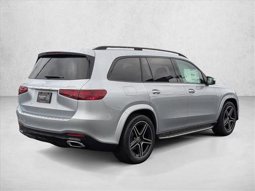 2026 Mercedes-Benz GLS 450 4MATIC