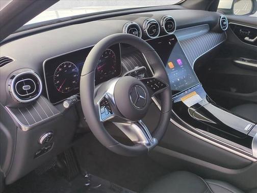 2026 Mercedes-Benz GLC 300 Base