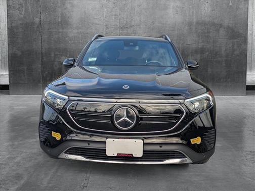2022 Mercedes-Benz EQB 300 4MATIC