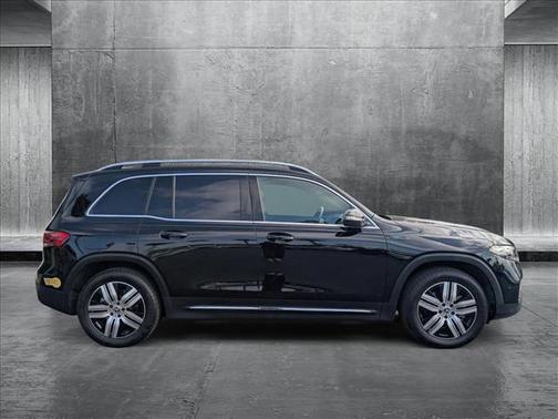 2022 Mercedes-Benz EQB 300 4MATIC