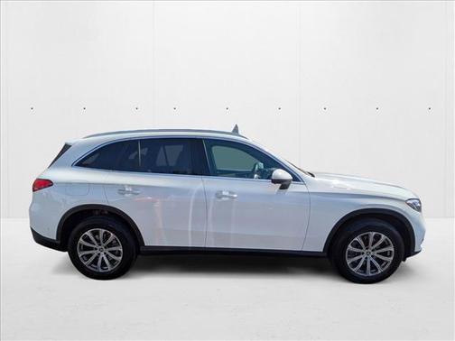 2025 Mercedes-Benz GLC 300 Base
