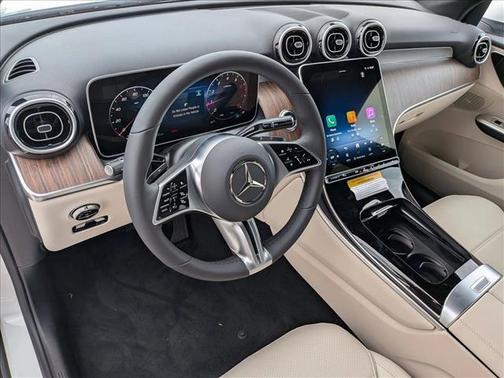 2026 Mercedes-Benz GLC 300 Base