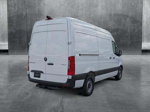 2025 Mercedes-Benz Sprinter 2500 Standard Roof