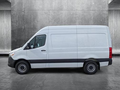 2025 Mercedes-Benz Sprinter 2500 Standard Roof