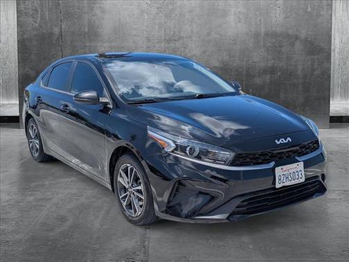 2022 Kia Forte LXS