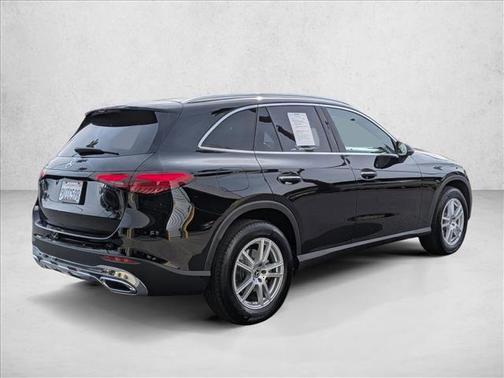 2025 Mercedes-Benz GLC 300 Base