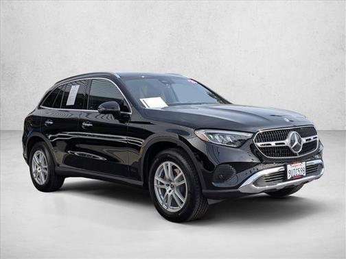 2025 Mercedes-Benz GLC 300 Base