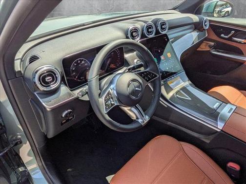2025 Mercedes-Benz GLC 350e Base