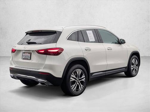 2025 Mercedes-Benz GLA 250 4MATIC