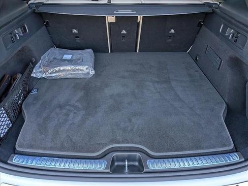 Polar White 2025 Mercedes-Benz GLC 350e Base