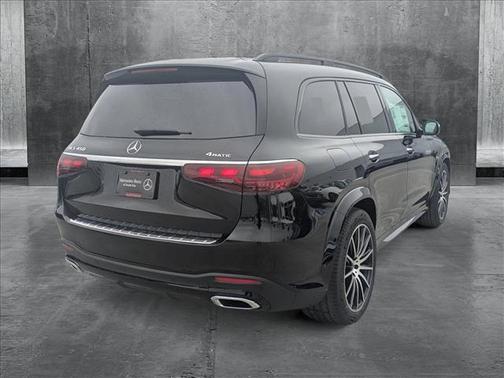 2025 Mercedes-Benz GLS 450 4MATIC