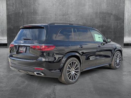2025 Mercedes-Benz GLS 450 4MATIC