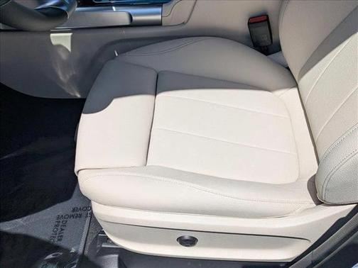 2025 Mercedes-Benz GLB 250 Base