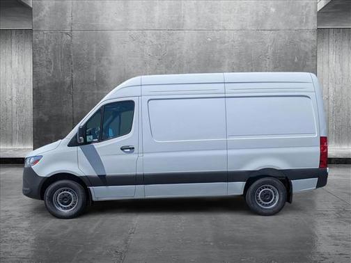 2025 Mercedes-Benz Sprinter 2500 Standard Roof