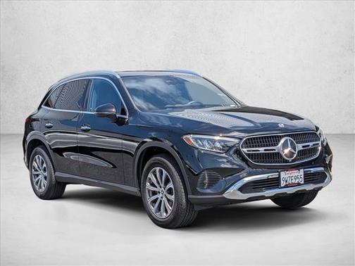 Black 2026 Mercedes-Benz GLC 300 4MATIC
