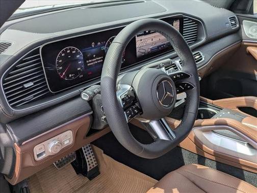 2026 Mercedes-Benz GLS 450 4MATIC