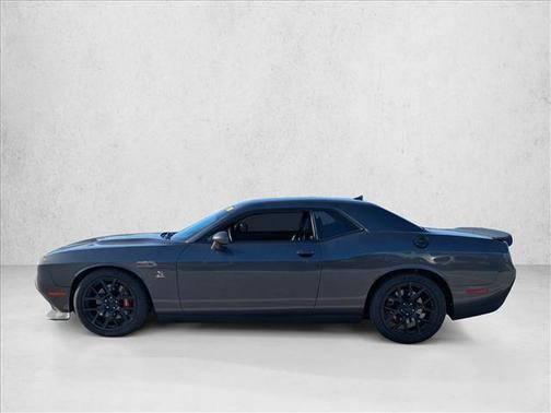 2016 Dodge Challenger R/T Scat Pack