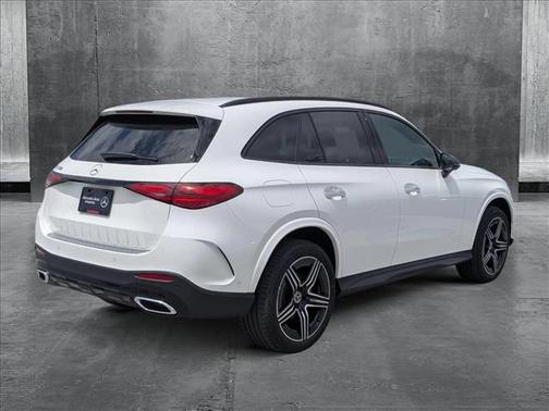 2025 Mercedes-Benz GLC 300 Base
