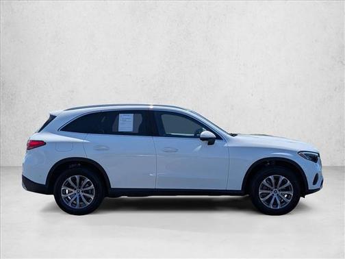 Polar White 2026 Mercedes-Benz GLC 300 4MATIC