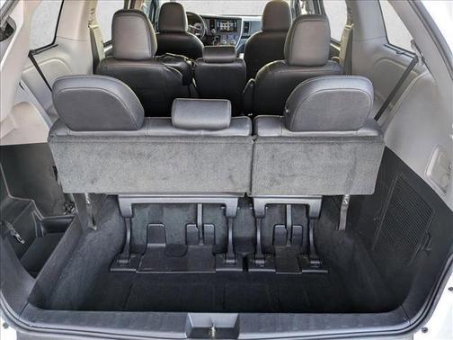 2016 Toyota Sienna SE