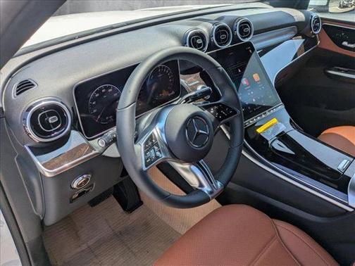 2025 Mercedes-Benz GLC 350e Base