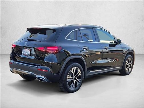 2025 Mercedes-Benz GLA 250 4MATIC