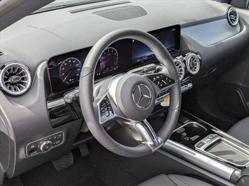 2025 Mercedes-Benz GLA 250 Base