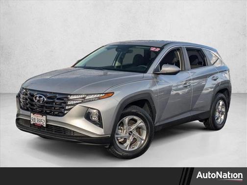 2022 Hyundai TUCSON SE