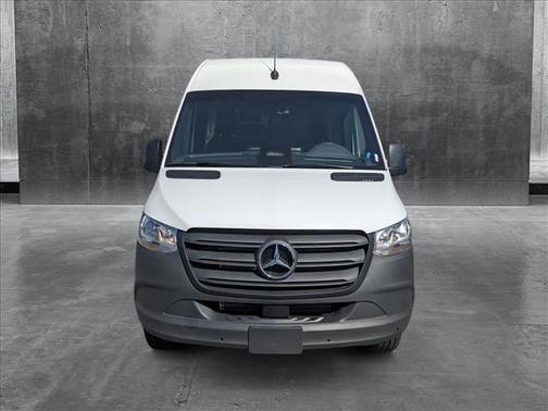 2025 Mercedes-Benz Sprinter 2500 Standard Roof