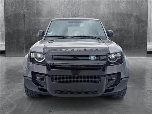 2024 Land Rover Defender 110 P400 X