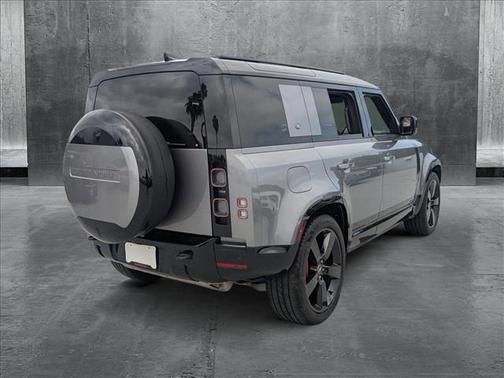 2024 Land Rover Defender 110 P400 X