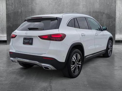 2025 Mercedes-Benz GLA 250 Base