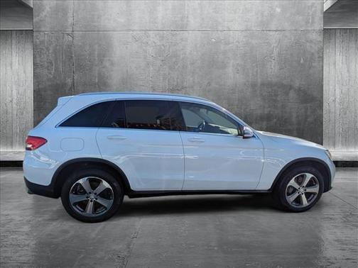 2016 Mercedes-Benz GLC 300 Base