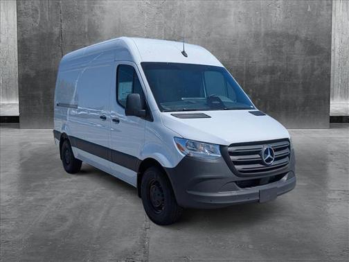 2025 Mercedes-Benz Sprinter 2500 Standard Roof