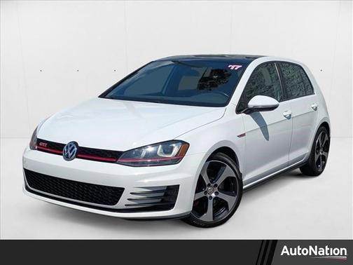 2017 Volkswagen Golf GTI 2.0T SE 4-Door