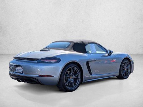 GT Silver Metallic 2024 Porsche 718 Boxster Roadster