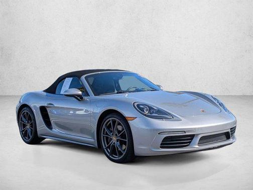 GT Silver Metallic 2024 Porsche 718 Boxster Roadster