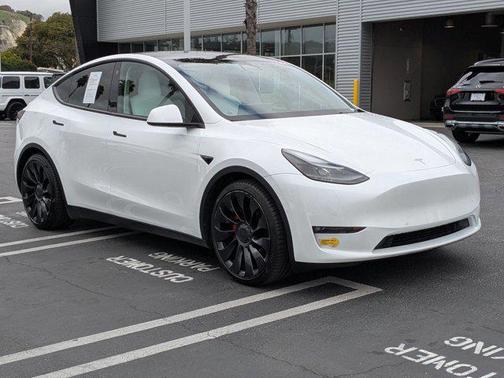 2022 Tesla Model Y Performance Dual Motor All-Wheel Drive