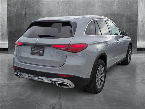 2025 Mercedes-Benz GLC 300 Base