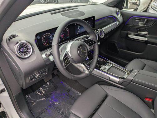 Polar White 2026 Mercedes-Benz GLB 250 Base