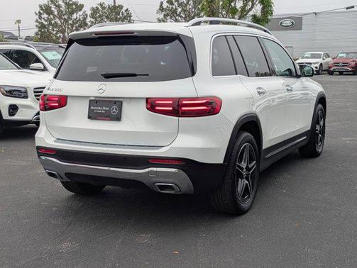 Polar White 2026 Mercedes-Benz GLB 250 Base