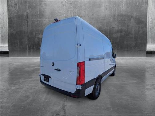2025 Mercedes-Benz Sprinter 2500 Standard Roof