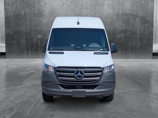 2025 Mercedes-Benz Sprinter 2500 Standard Roof